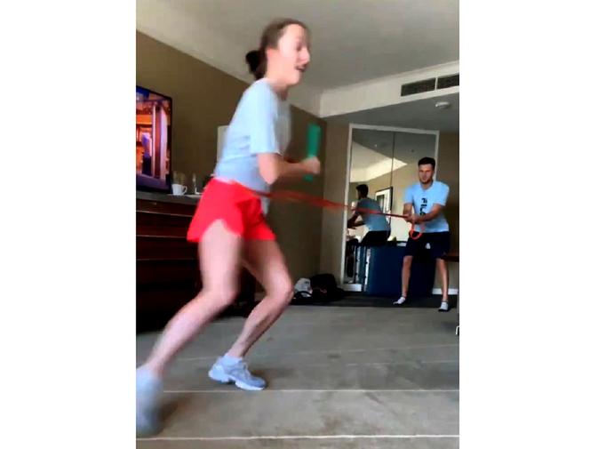 Tenis, Iga Świątek, trening, hotel, Mabourne
