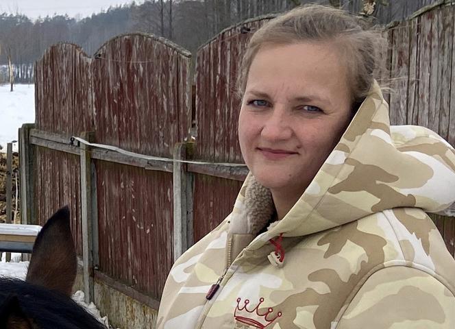Rolnicy. Podlasie. Emilia Korolczuk z ukochanym na zakupach. Selfie w przymierzalni. Internautka: Ślicznie wyglądacie