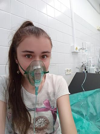Młoda Kamila walczy o życie. Potrzeba miliona złotych: Bez Twojej pomocy umrę!