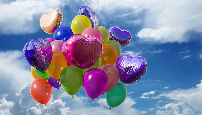 Urodziny, balony / zdjęcie ilustracyjne