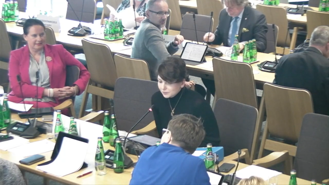 Koronawirus. Skandal na komisji zdrowia! Posłanka: Założę maseczkę, bo ze Śląska