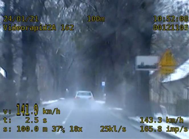 Opole. Pędził 150 km/h w zabudowanym! Wyprzedził... TAJNIAKÓW!