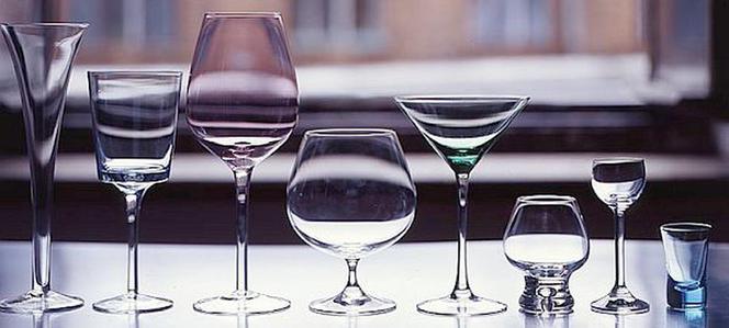 Kieliszek, czyli jak serwować napoje i alkohole