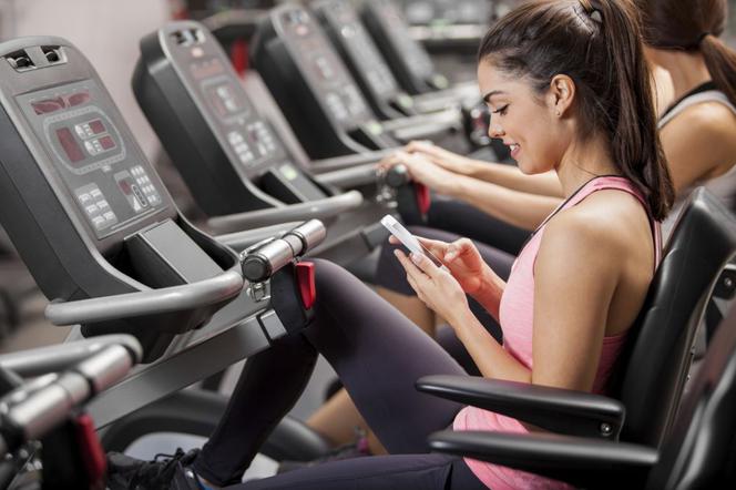 7. Telefon komórkowy na zajęciach fitness