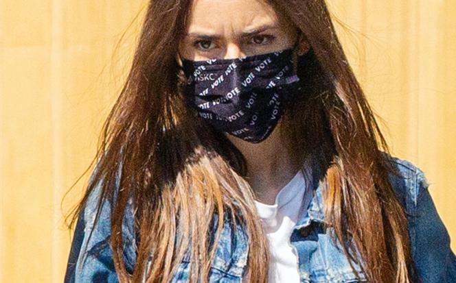 Lily Collins z serialu Emily w Paryżu