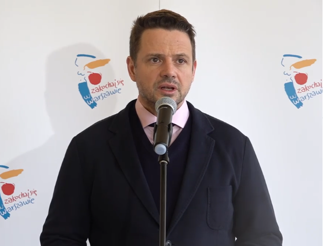 Rafał Trzaskowski podczas konferencji prasowej