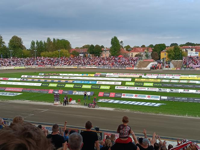 Arged Malesa Ostrów wysoko wygrywa z Wilkami Krosno
