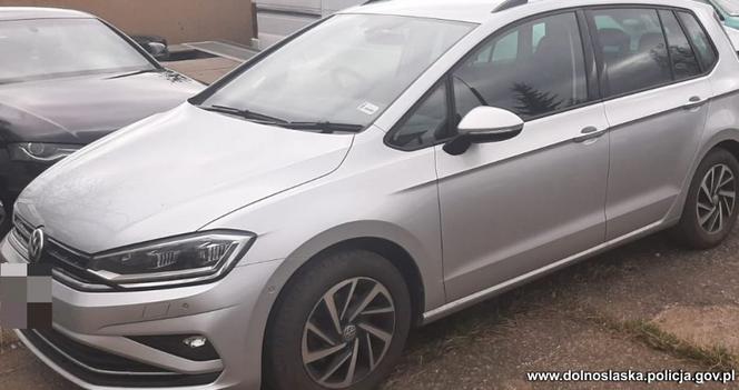 Volkswagen Golf Sportsvan skradziony w Wielkiej Brytanii
