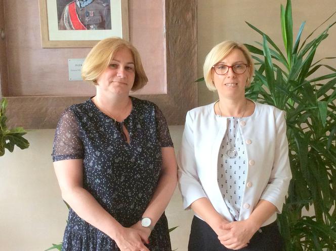 Agnieszka Zalewska-Wróbel, kierownik szkolenia praktycznego i Iwona Komosa, wicedyrektor Zespołu Szkół Ponadgimnazjalnych nr 5 w Siedlcach
