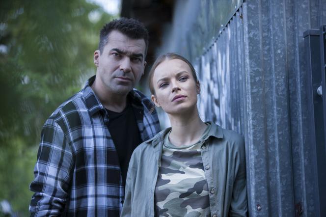Łowcy cieni. Brunon Małecki (Wojciech Medyński), Jagna Dobosz (Izabela Jarosińska)