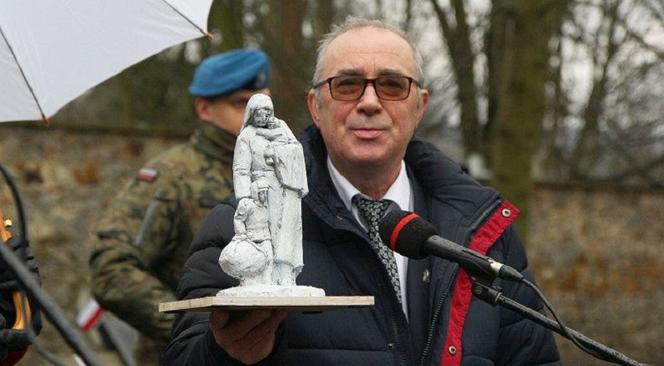 Nowy pomnik stanie w Kielcach. Matka Polka Sybiraczka za 100 TYSIĘCY ZŁ!