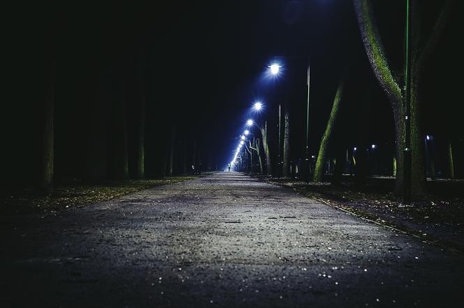 Te budynki zgasną w Warszawie. Mamy listę