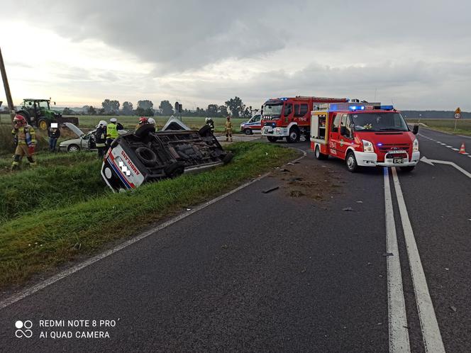 Samochód osobowy zderzył się z karetką