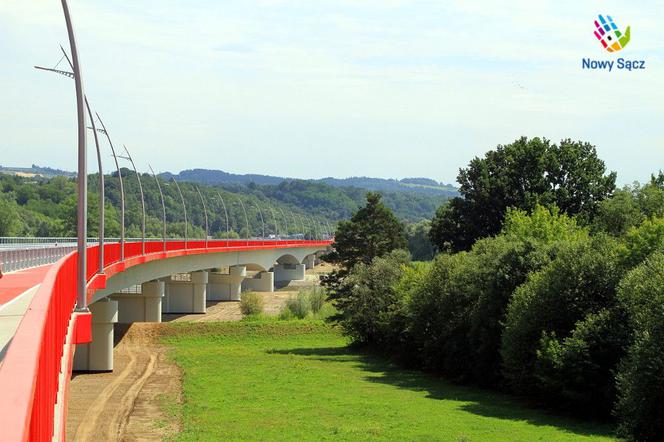 Nowy Sącz. Lech Kaczyński patronem mostu północnego. Jeden radny był przeciw