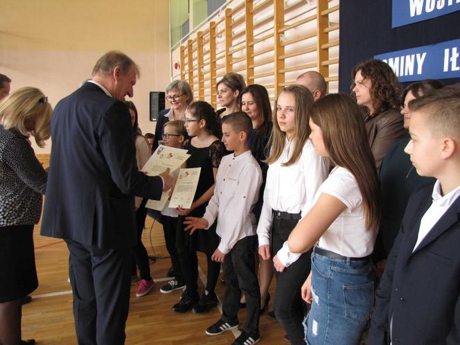 stypendia naukowe gminy iława