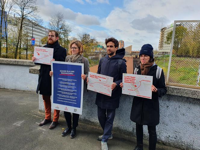 Aktywiści mają dość! Chcą okrągłego stołu ws. przebudowy linii średnicowej