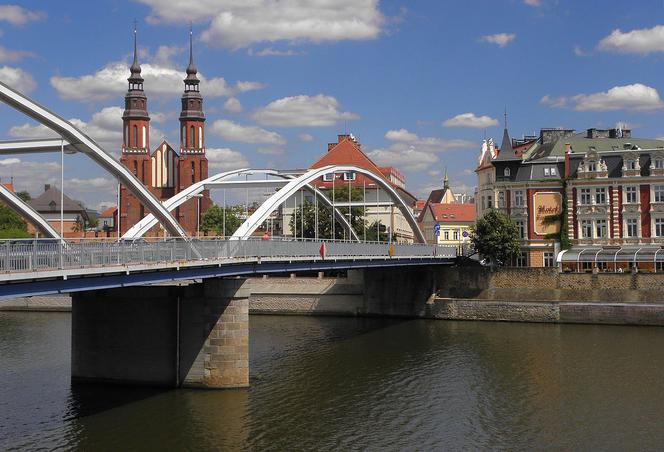 Utrudnienia na Moście Piastowskim. Trwa wymiana nawierzchni
