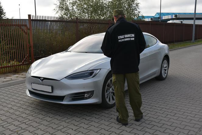 Tesla skradziona w Norwegii