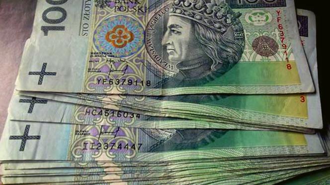Seniorka straciła 25 tysięcy złotych
