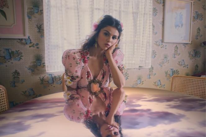 Selena Gomez - De Una Ves