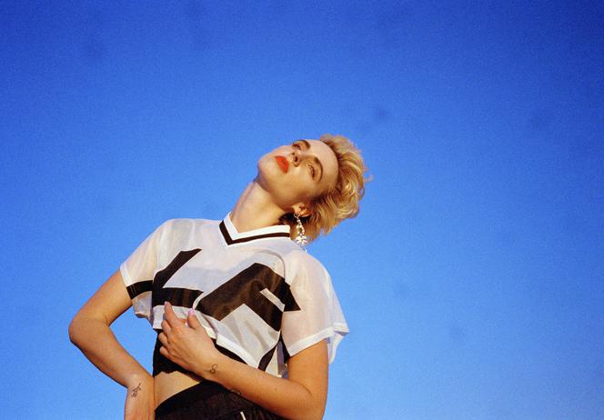 Nowości Muzyczne 2018: MØ - nowa piosenka Sun In Our Eyes i zapowiedź płyty!