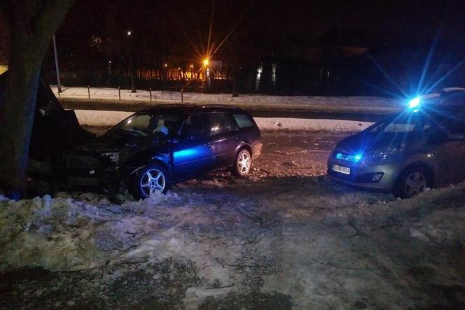 STARANOWAŁ radiowóz, chciał ROZJECHAĆ policjanta. SZOKUJĄCY finał pościgu