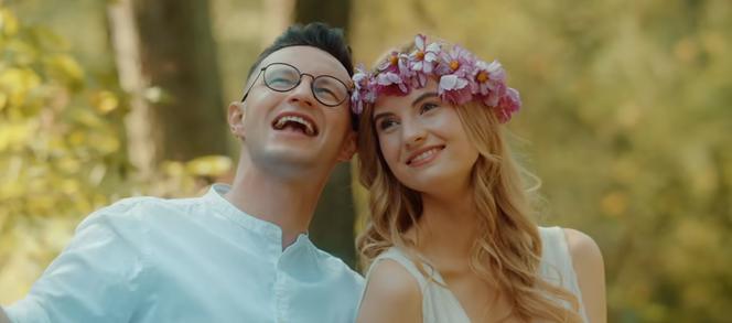 Lato należy do nich? Playboys z nowością „Pokochaj mnie” już w sieci
