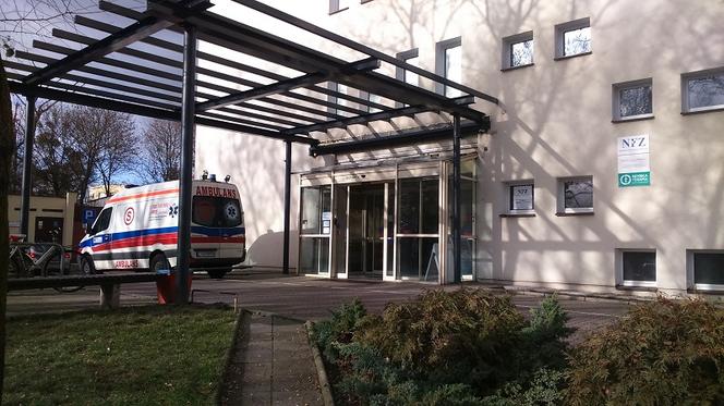 Koronawirus w piątek 15 stycznia - najnowsze dane. Zdjęcie z przychodni w Toruniu