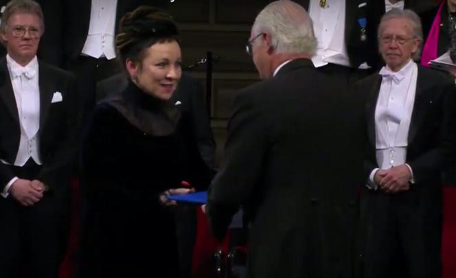 Olga Tokarczuk odbiera literacką Nagrodę Nobla