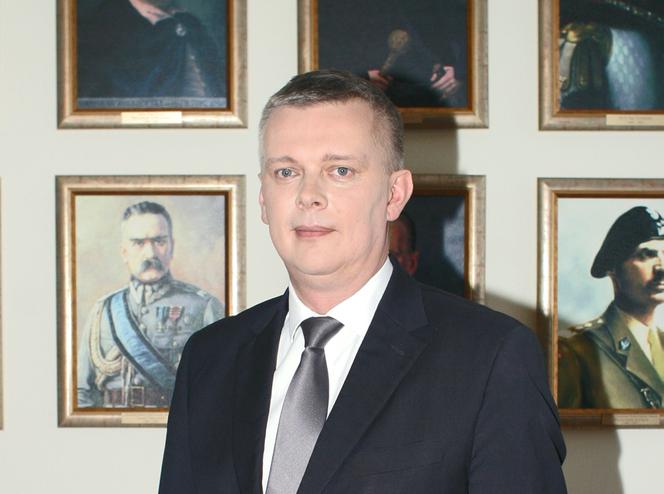 TOMASZ SIEMONIAK