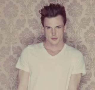 Kadr z teledysku - Diana Vickers - The Boy Who Murdered Love