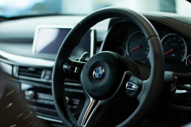 Chwile grozy na autostradzie w Kujawsko-Pomorskiem. Kierowca BMW był PIJANY JAK SMOK