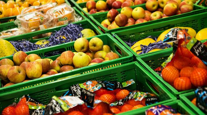 Sklepy otwarte w Poniedziałek Wielkanocny w Warszawie. Czy Żabka i Freshmarket będą otwarte 5.04.2021?