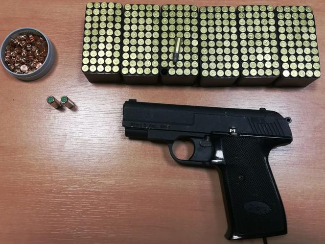 Gdańsk: Arsenał w samochodzie! Policja znalazła duże ilości amunicji