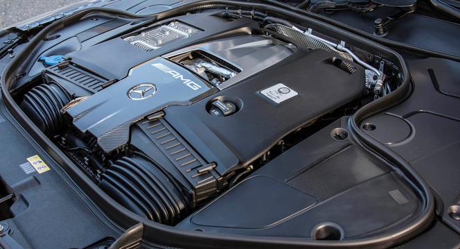 Mercedes-AMG V12
