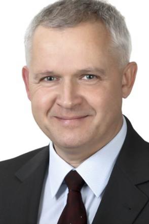 Urzędnik zarabia 26 000 miesięcznie