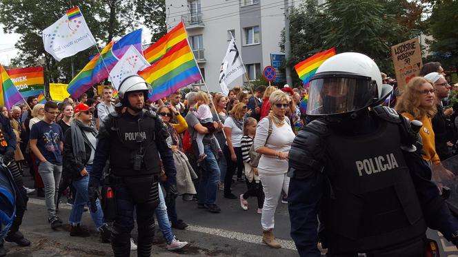 ZAMACH w centrum Lublina?! Małżeństwo przyniosło BOMBY na Marsz Równości