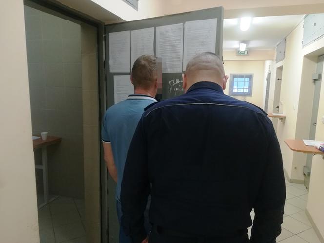Dopiero blokada drogi zatrzymała złodzieja ciągnika!