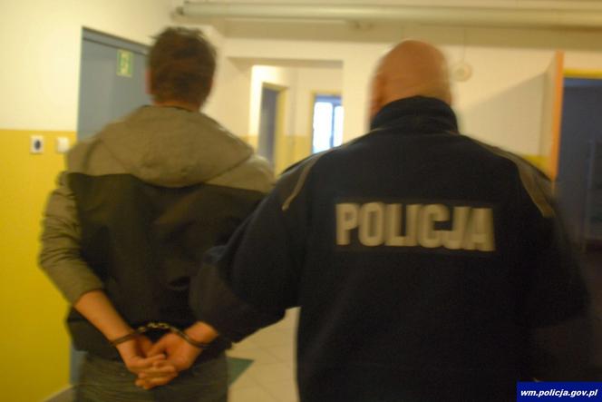 Rzucił się z nożem na kolegę. Grozi mu dożywocie