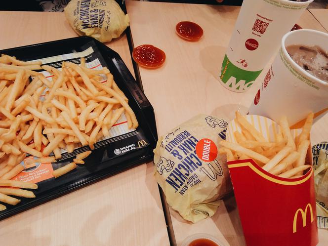 McDonald's zmienia swoje burgery. Będą inne bułki. Co jeszcze?