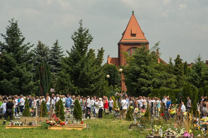 Pogrzeb zamordowanej 10 latki Aniołku kocham Cię Super Express