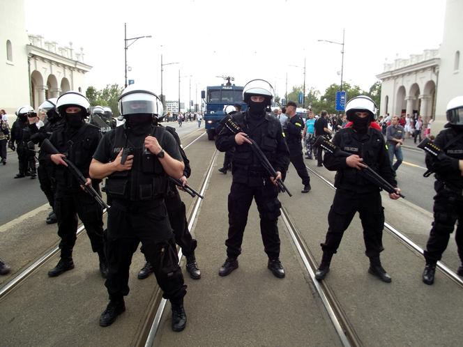 Policja.