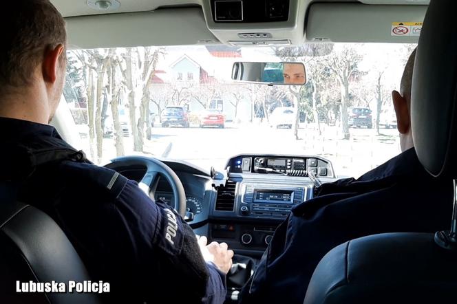 Policjanci ukarali niesfornego kierowcę