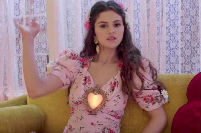 Selena Gomez na planie De Una Vez