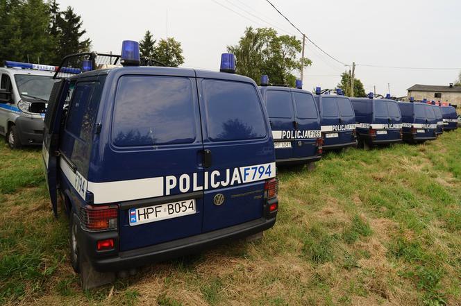 Radiowozy policji Volkswagen T4