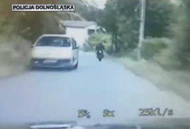 Motocyklista w terenie zabudowanym gnał 143 km/h