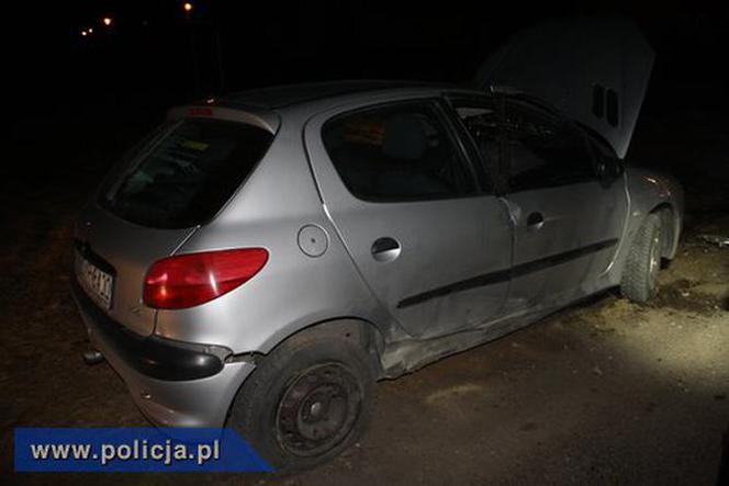 Tajemnicza śmierć w samochodzie. Znaleziono ciało młodego mężczyzny, sprawę bada policja