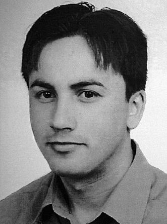 Ścigali przestępcę, nagle doszło do tragedii. Zginął 25-letni policjant Mariusz Bassa