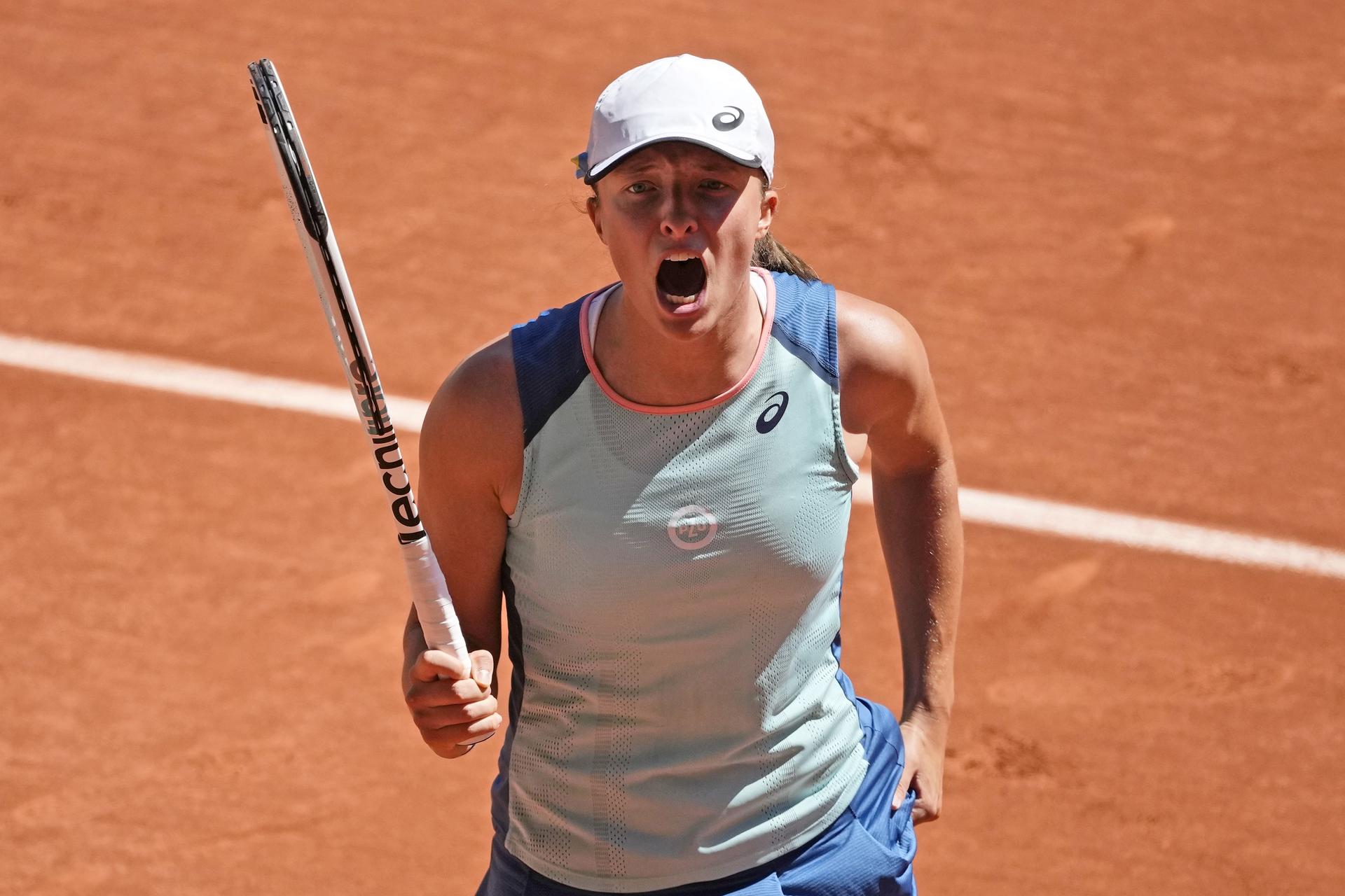 Iga świątek French Open Kiedy Gra Harriet Warner