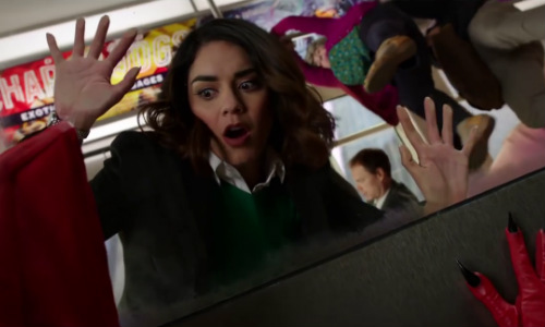 Powerless S01e01 Vanessa Hudgens I Alan Tudyk W Komedii Dc Kiedy
